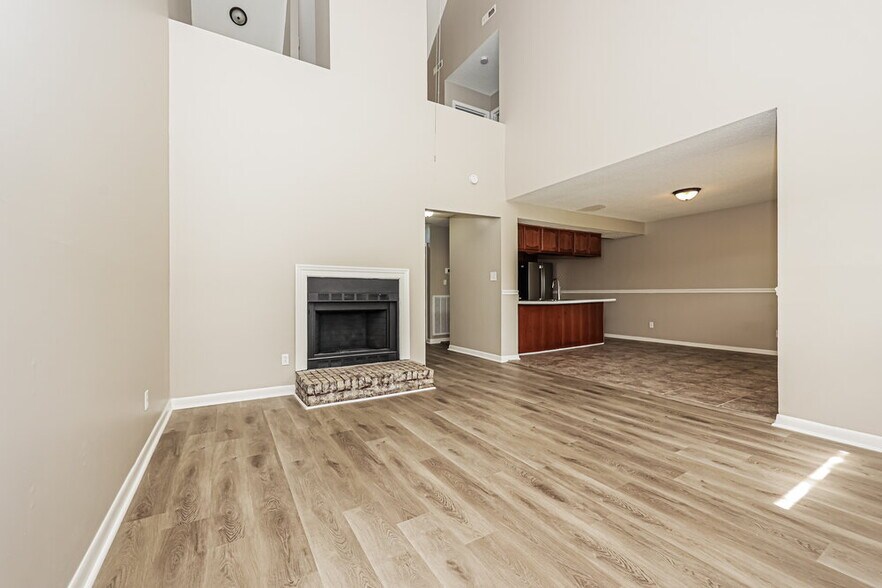Building Photo - 110 Bland Dr