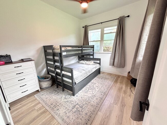 Building Photo - Peaceful 2.5-Acre Retreat | Furnished Mid-Term Rental