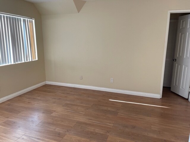 Building Photo - 7515 Charmant Dr
