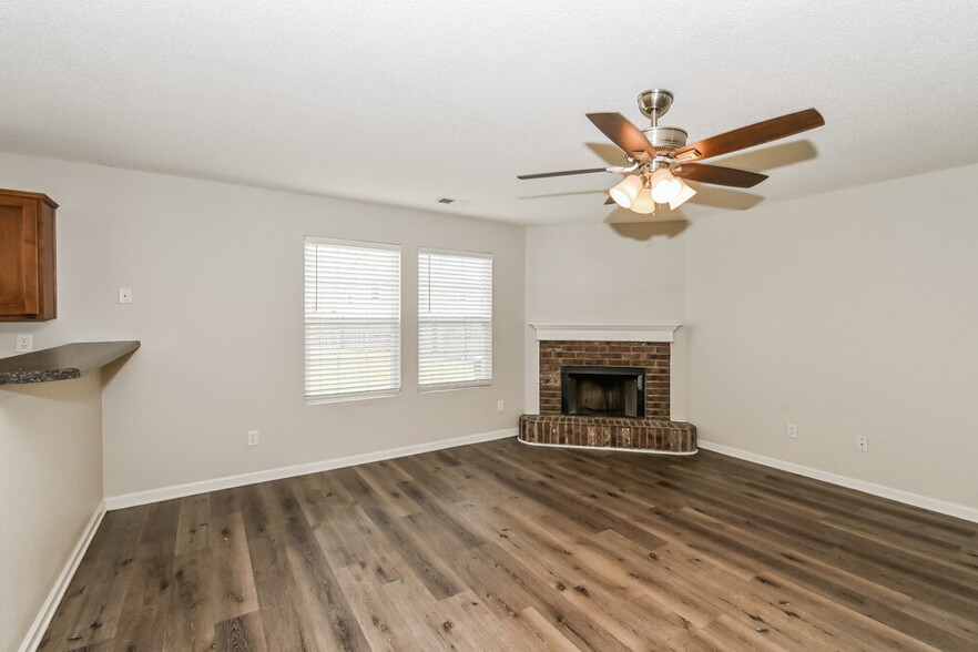 Building Photo - 7768 Gosbrook Ln