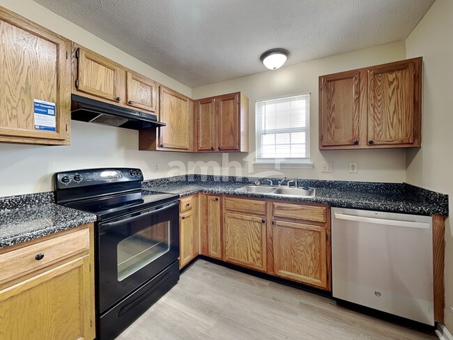 Building Photo - 1510 Millridge Dr