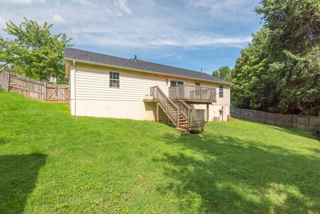 Building Photo - 5957 Warrenpark Ln