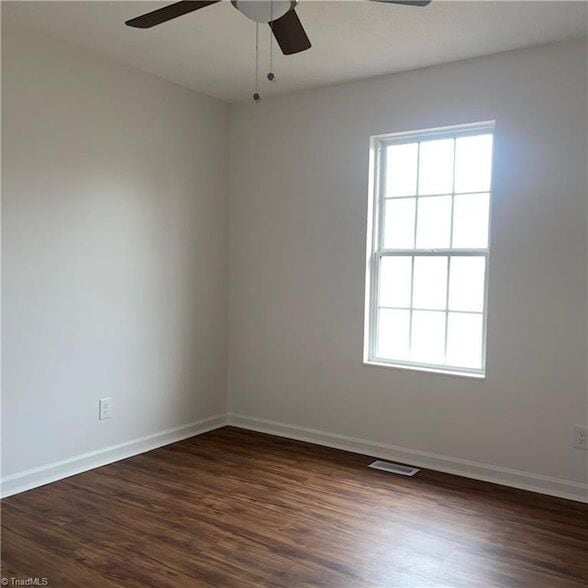 Building Photo - 1116 Raleigh Ct