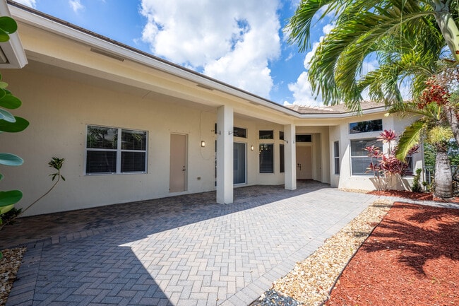 Building Photo - 9357 Osprey Isles Blvd