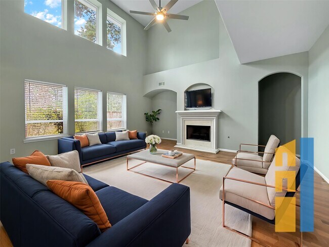 Building Photo - 9222 Memorial Grove Dr
