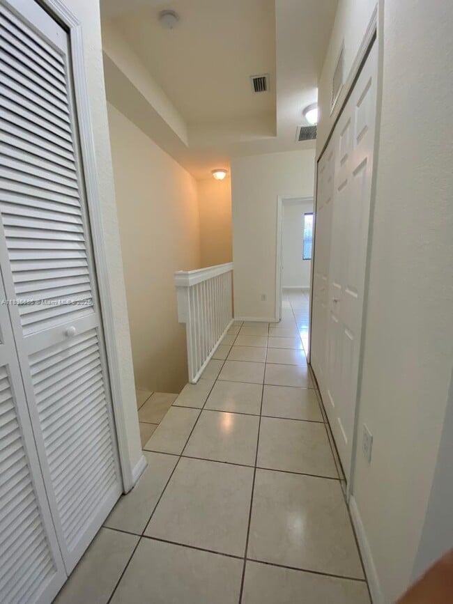 Building Photo - 15288 SW 119th Terrace