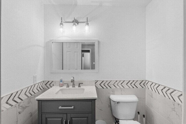 Building Photo - FULLY FURNISHED NORTH AUGUSTA HOME