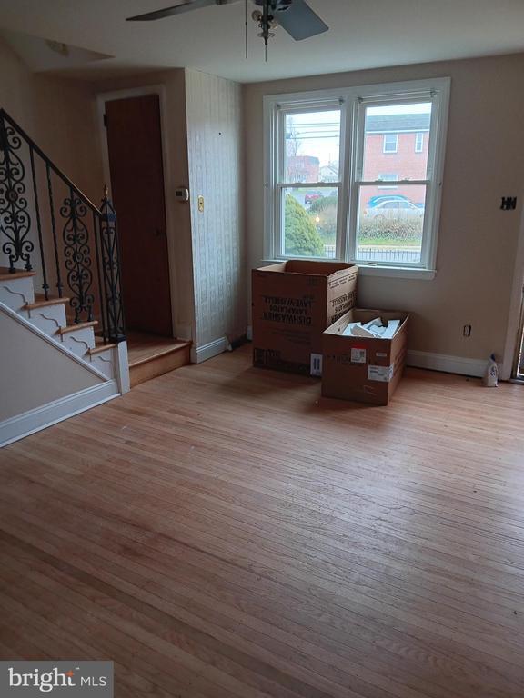 Building Photo - 4 S Academy Ave