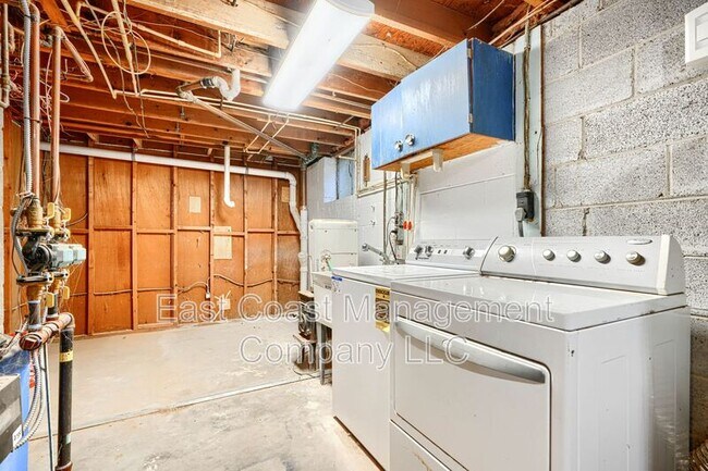 Building Photo - 7071 Pindell School Rd