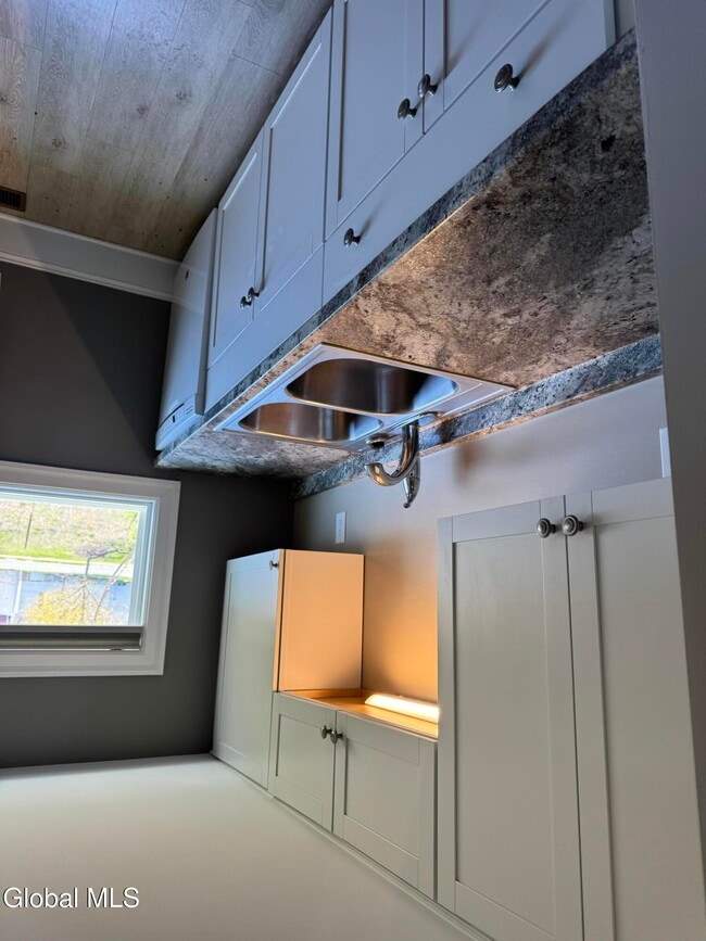 Building Photo - 34 Old Rte 146