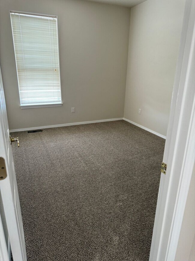 Building Photo - 5710 Balsa Ct