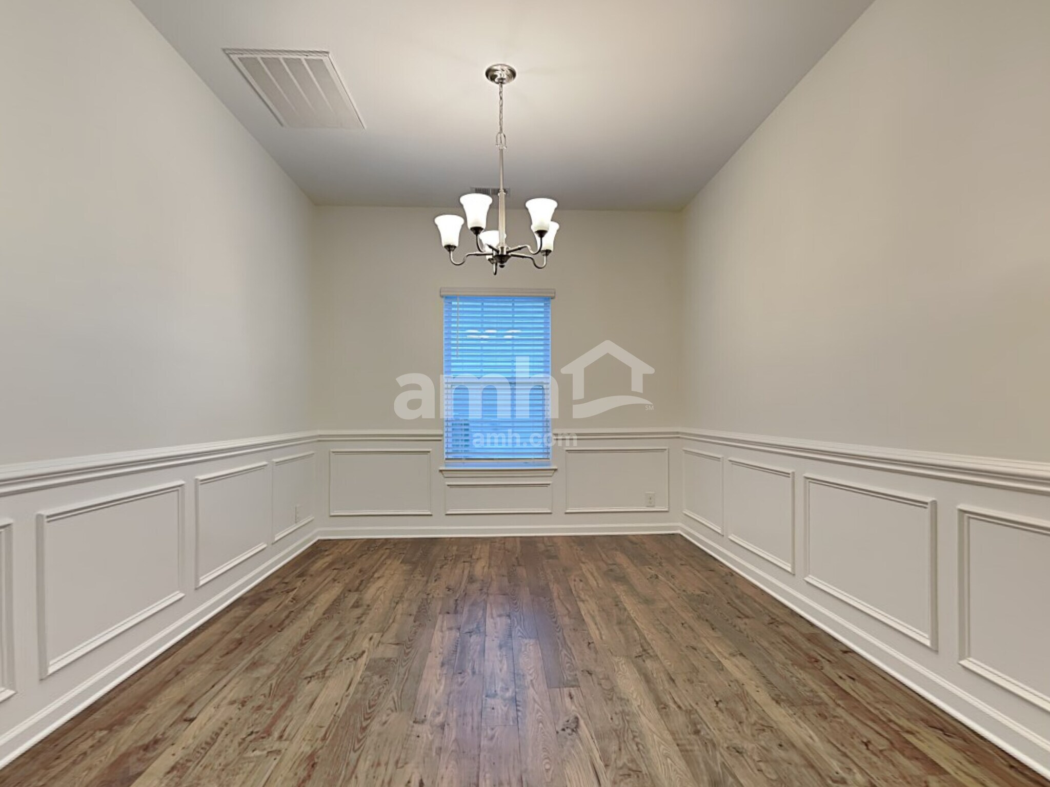 Building Photo - 5409 Calvert Ln