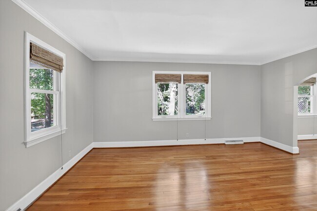 Building Photo - 512 Carrison St