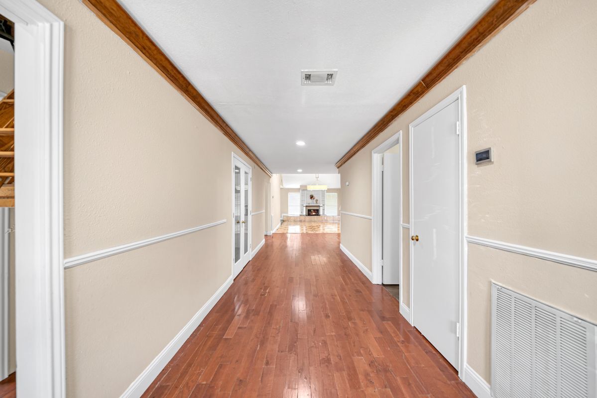 Building Photo - 13014 Skymeadow Dr