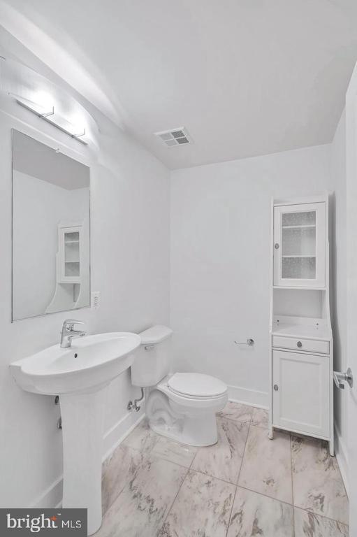 Building Photo - 1209 13th St NW