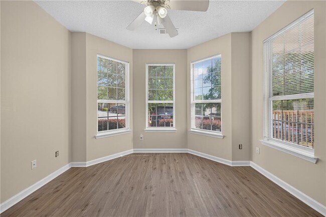 Building Photo - 1471 Riverrock Trail SW