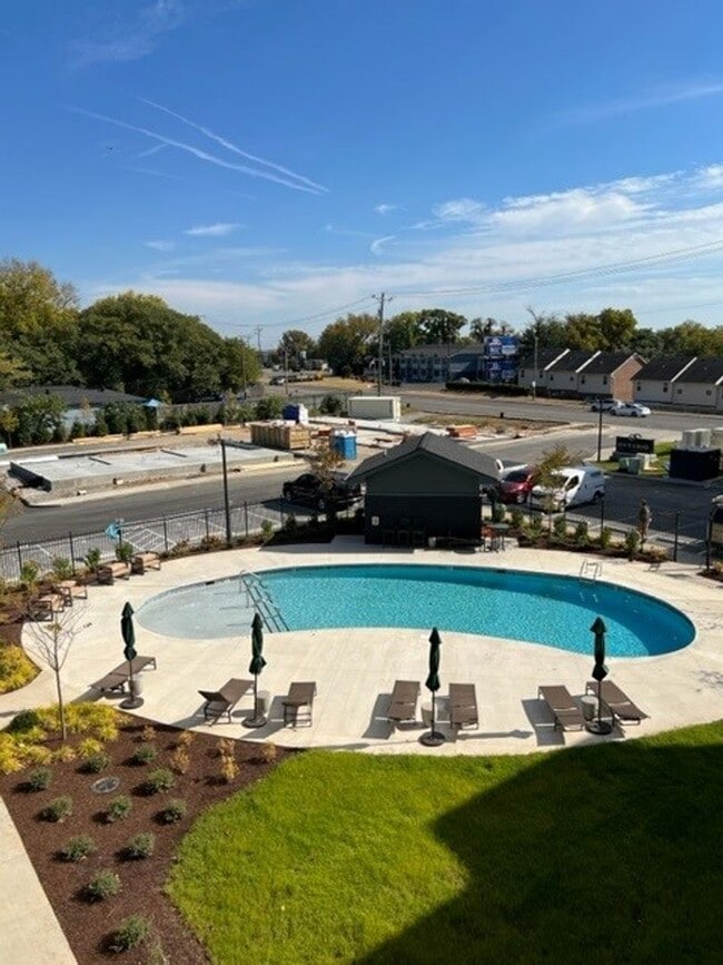 Building Photo - Beautiful New Construction in Gated Community within Minutes to Downtown!
