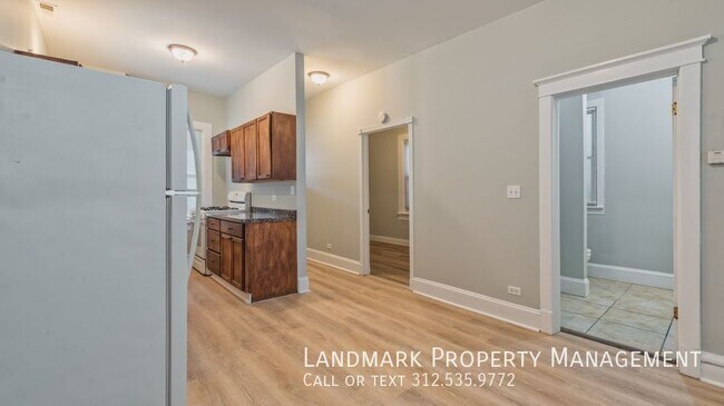 Building Photo - 2625 W 21st Pl