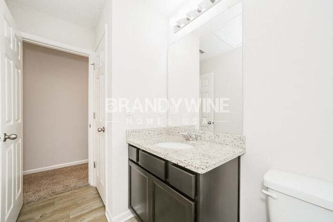 Building Photo - APPLY NOW 3BED 2.5BATH