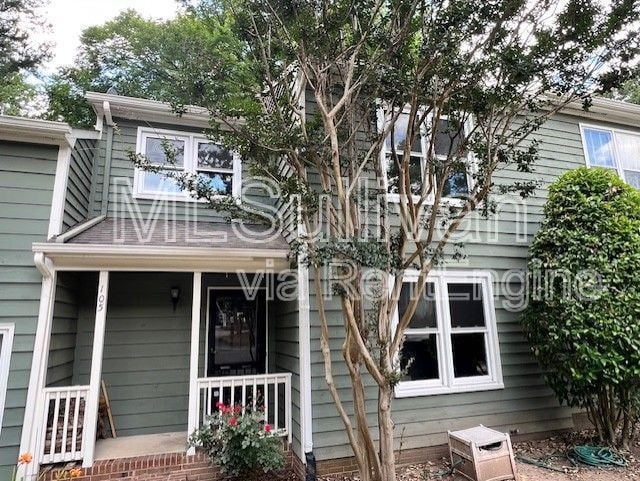 Building Photo - 105 Weathersfield Dr