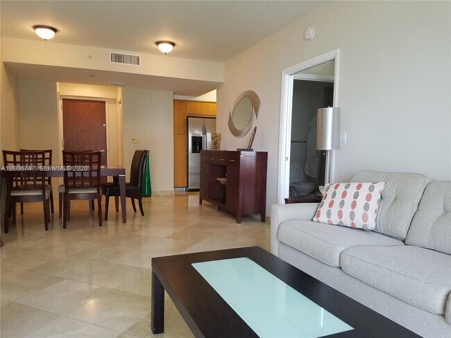 Building Photo - 6365 Collins Ave