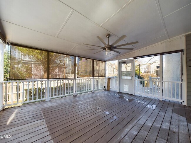 Building Photo - 4624 Forest Highland Dr