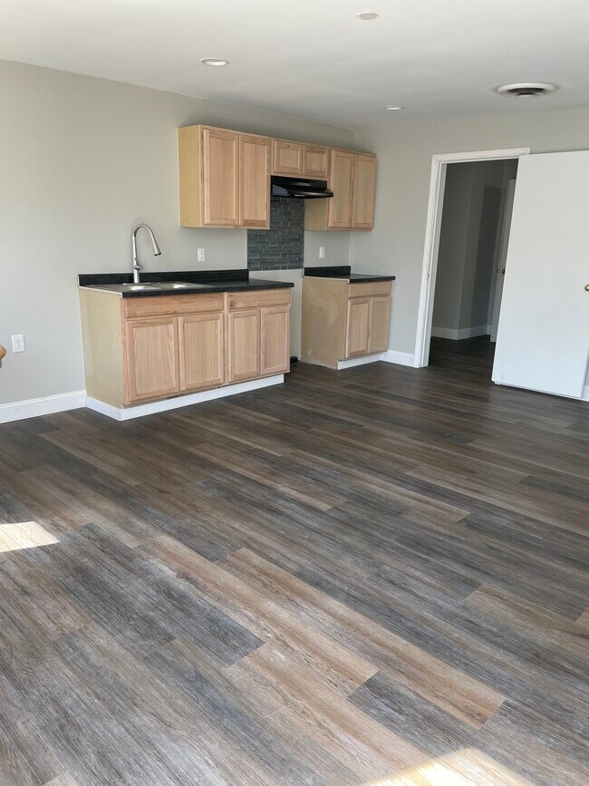 Building Photo - 317 Washington Ave