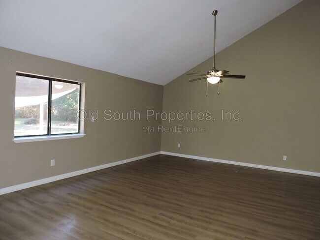 Building Photo - 654 Timber Ridge Rd