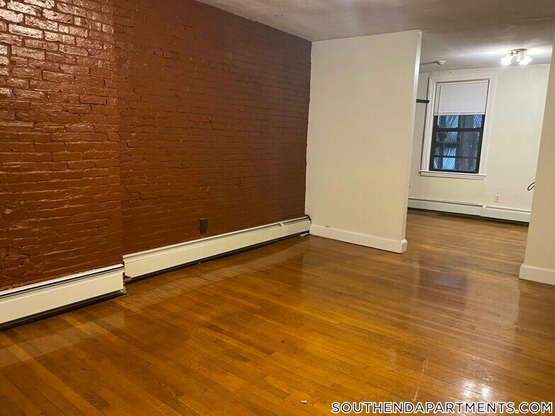 Building Photo - 38 Bradford St