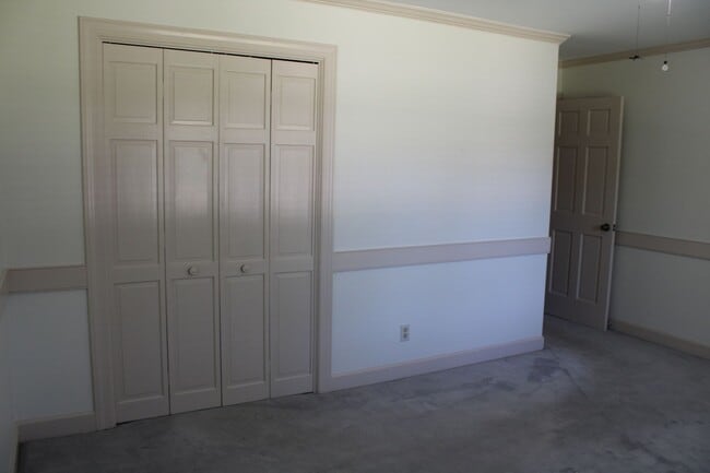 Building Photo - 1409 Chesnee Dr