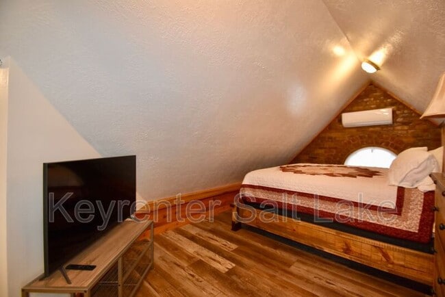 Building Photo - 1315 Washington Blvd