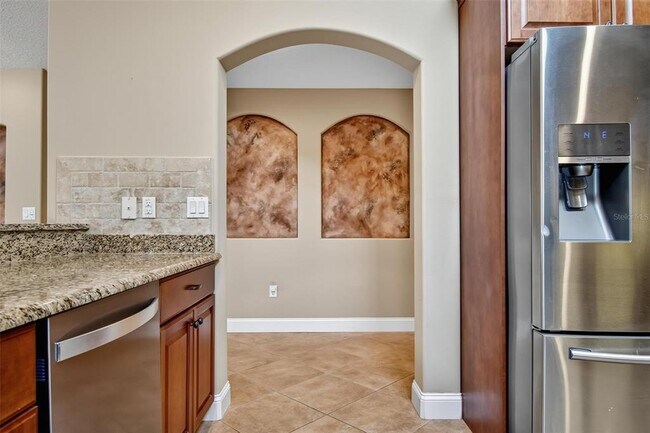 Building Photo - 108 Golfview Ct