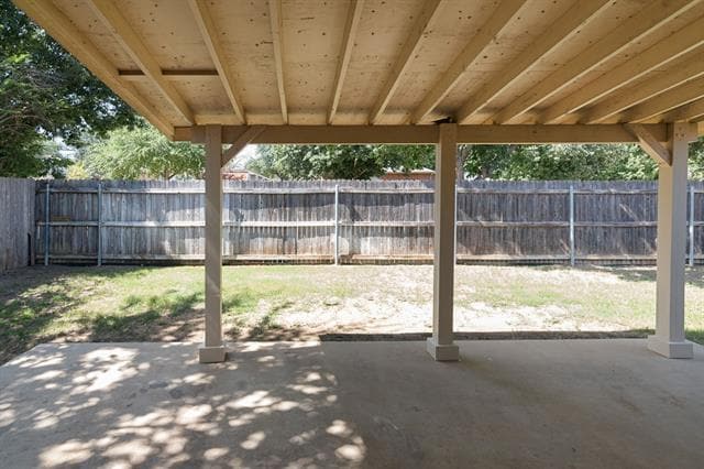 Building Photo - 712 Pheasant Rd