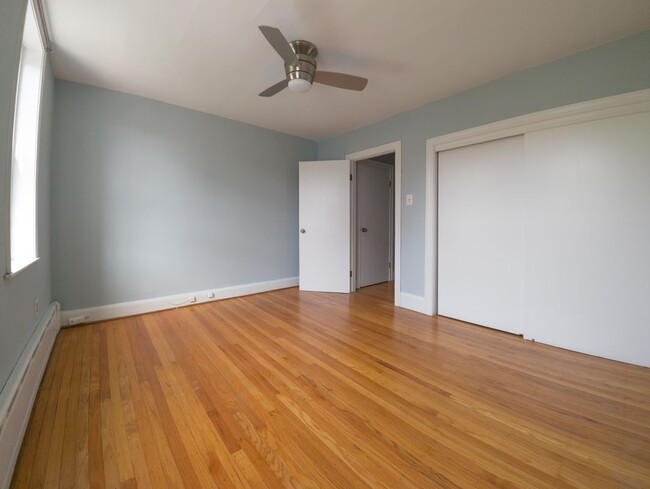 Building Photo - 1029 Fernon St