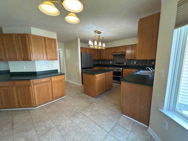 Building Photo - 1929 Harley Dr