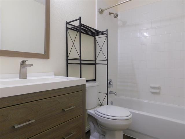 Building Photo - 3108 Pinehurst Ct