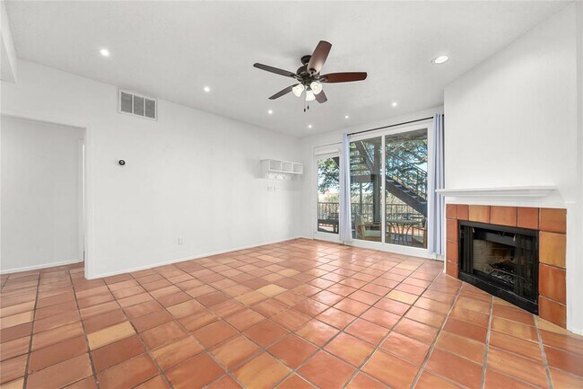 Building Photo - 1501 Barton Springs Rd