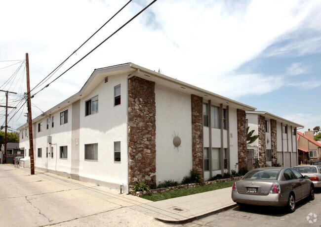 Primary Photo - 425 Gaviota Ave