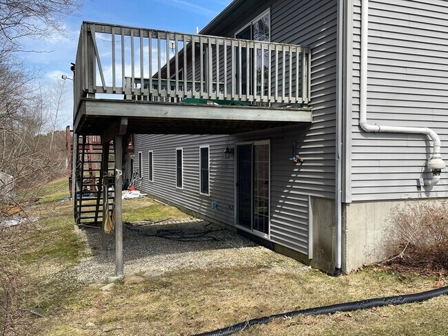 Building Photo - 18 Misty Meadow Ln