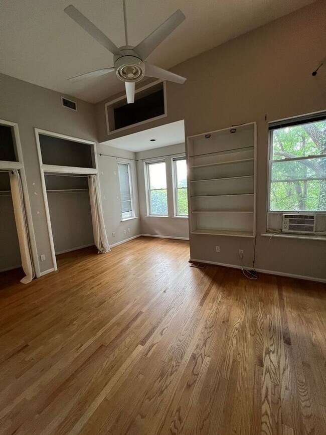 Building Photo - 1701 New Jersey Ave NW