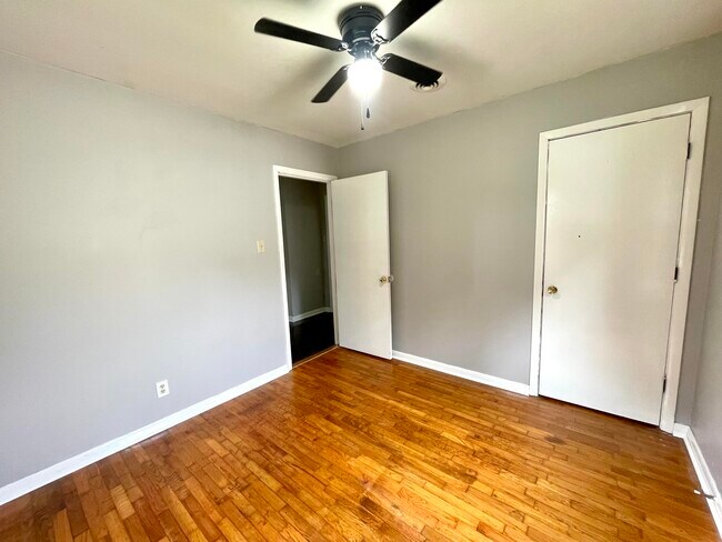 Building Photo - 114 Pardue Ln