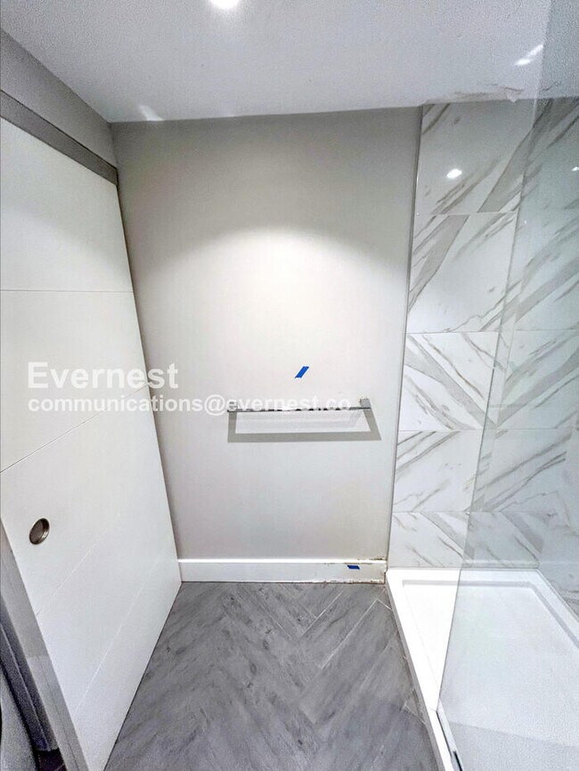 Building Photo - 199 14th St NE