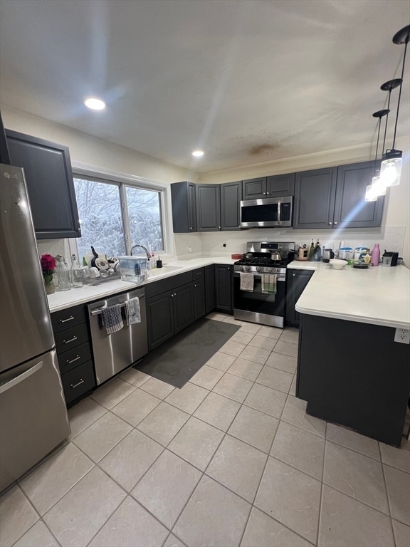 Building Photo - 411 Captain Eames Cir