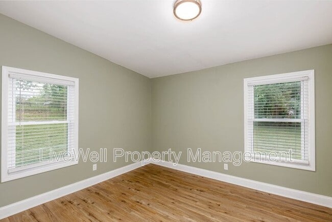 Building Photo - 407 Westfield Dr