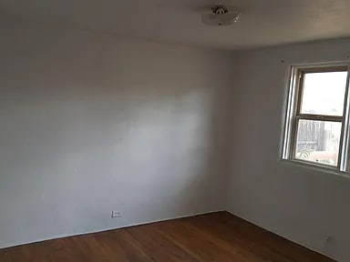 Building Photo - 126 Fiesta St