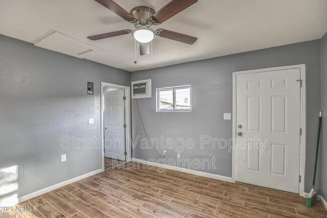 Building Photo - 15620 N Greasewood St