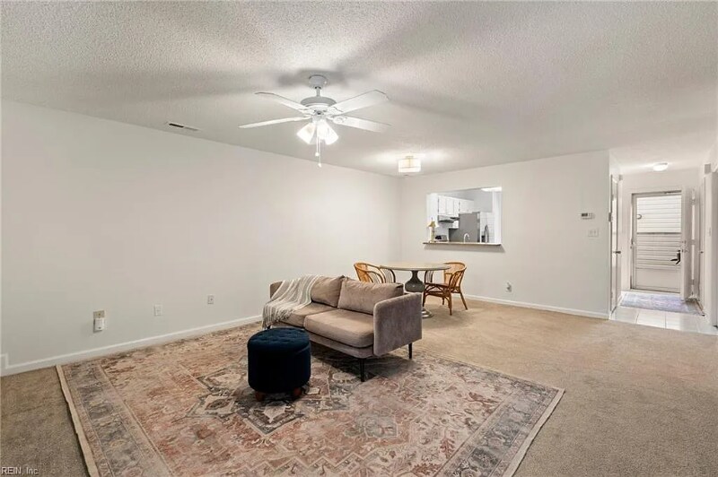 Building Photo - 732 Hecate Dr