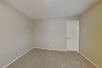 Building Photo - 18607 Twigsworth Ln