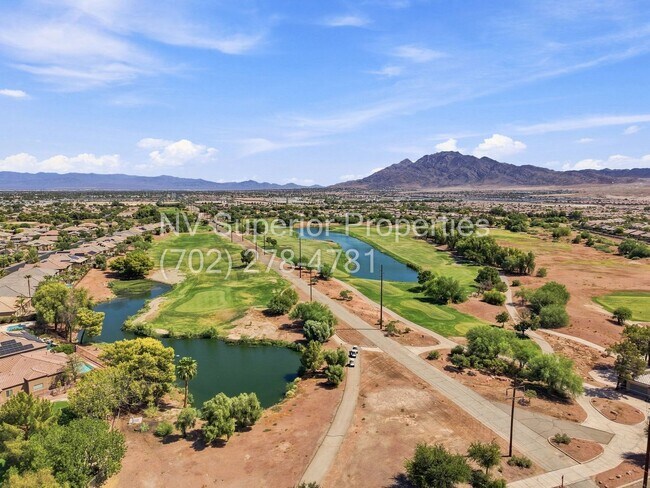 Building Photo - SE!! Stallion Mountain!! Gated!!! Single Story Home!! No Carpets!!! Covered patio!! Water Conditi...