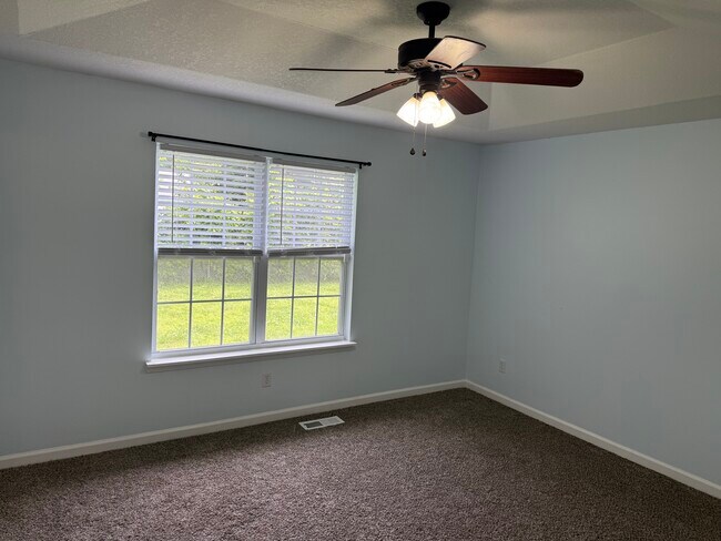 Building Photo - 513 Gainey Dr
